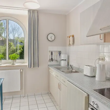 Appartement 13 *